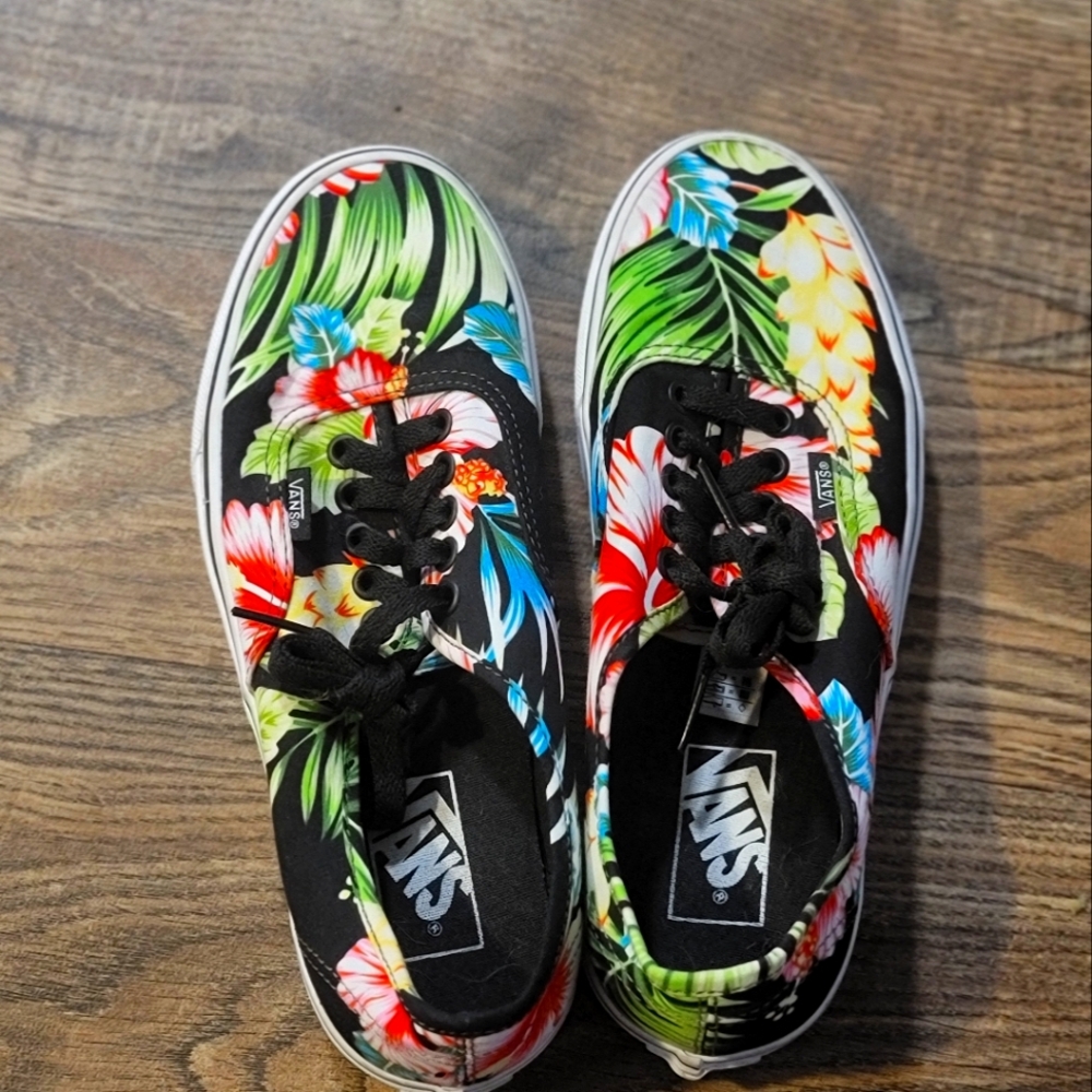 Hawaiian theme vans